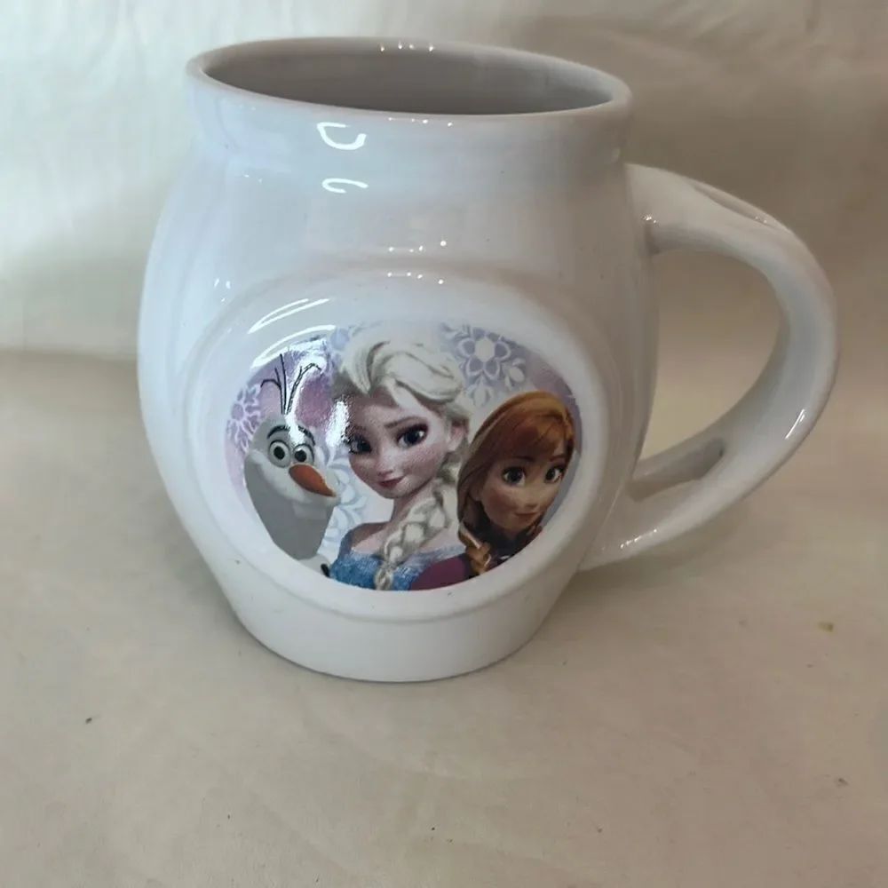 Disney Frozen 16 Oz Coffee Tea Drinking Mug 3 In Diameter 4 In Tall Olaf Elsa